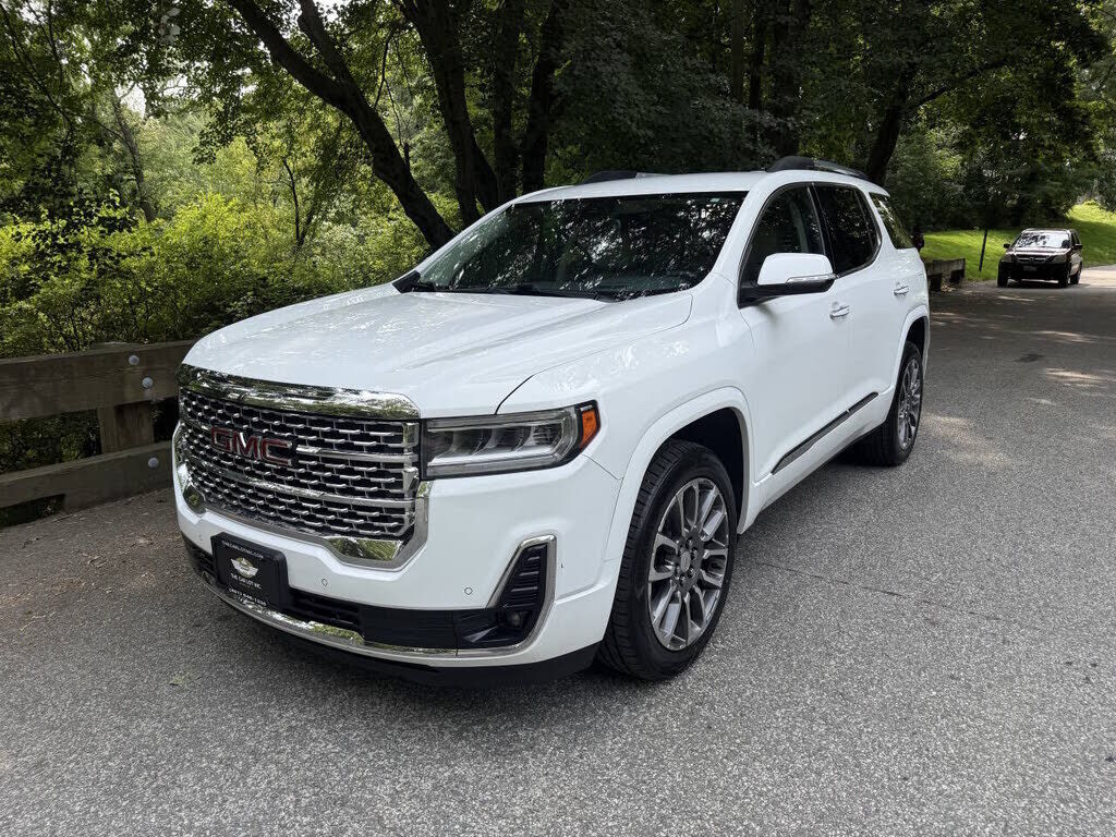 2023 GMC Acadia