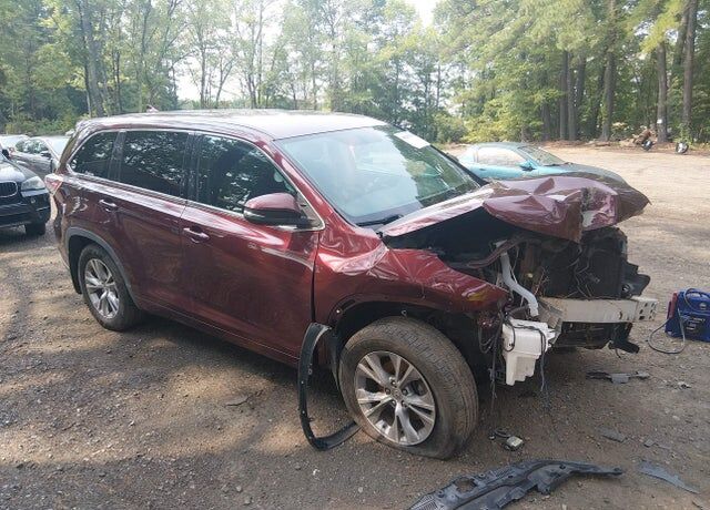 2015 TOYOTA Highlander
