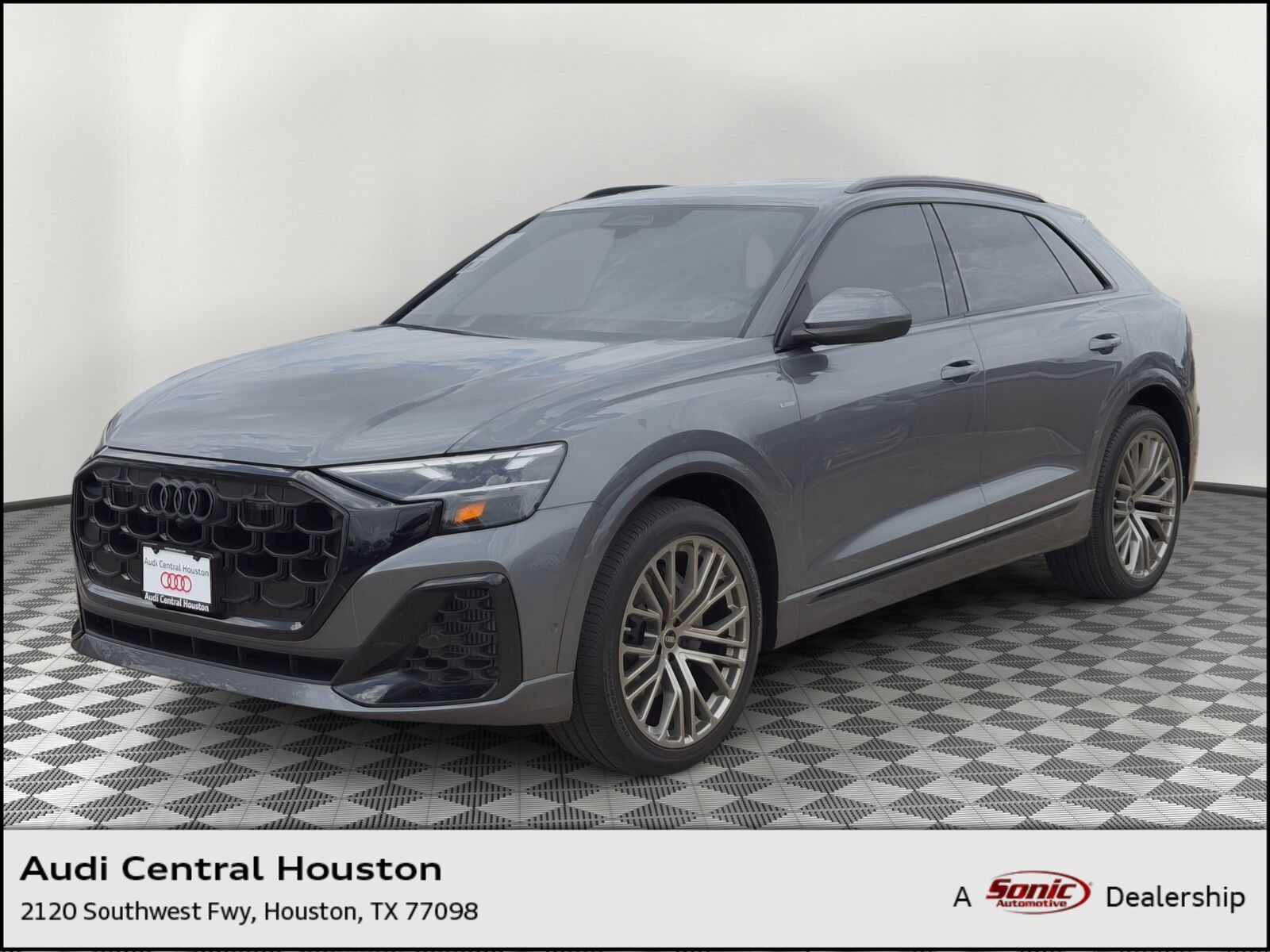 2027 AUDI Q8