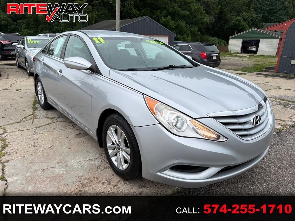 2011 HYUNDAI Sonata