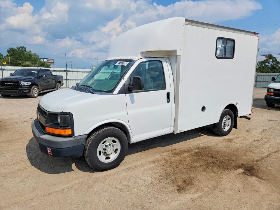 2013 CHEVROLET Express