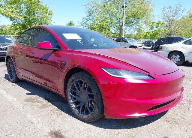 2024 TESLA Model 3