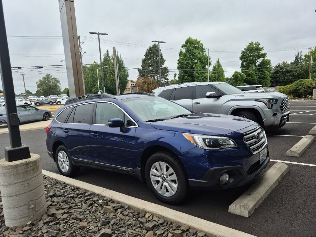 2016 SUBARU Outback