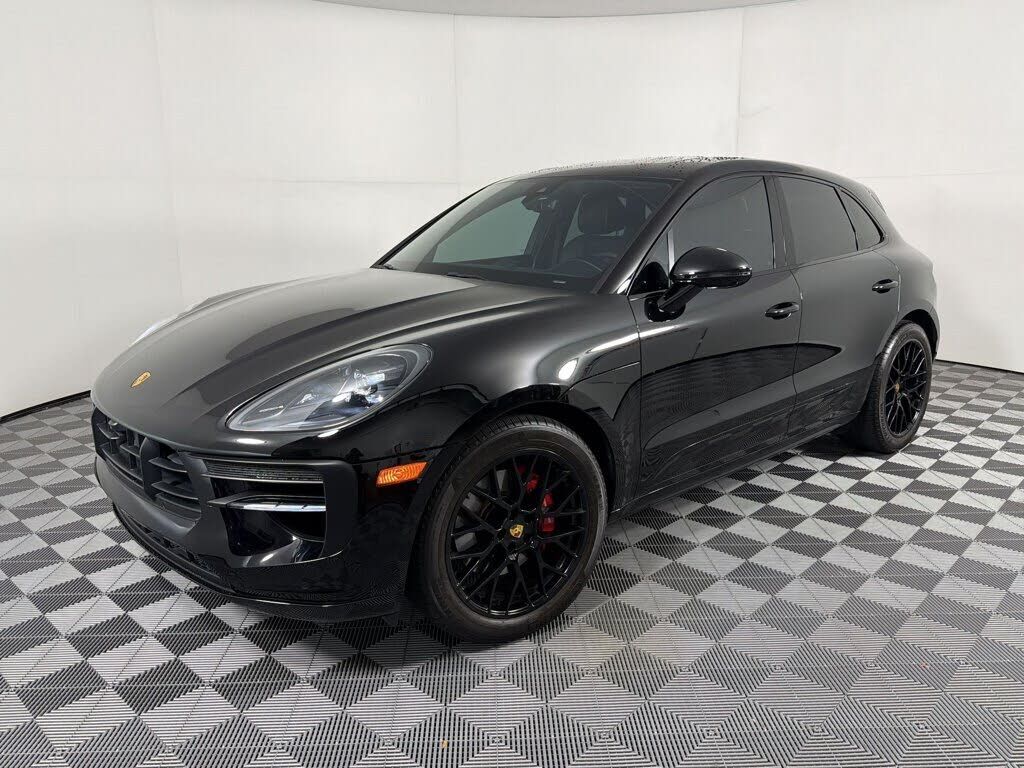2021 PORSCHE Macan