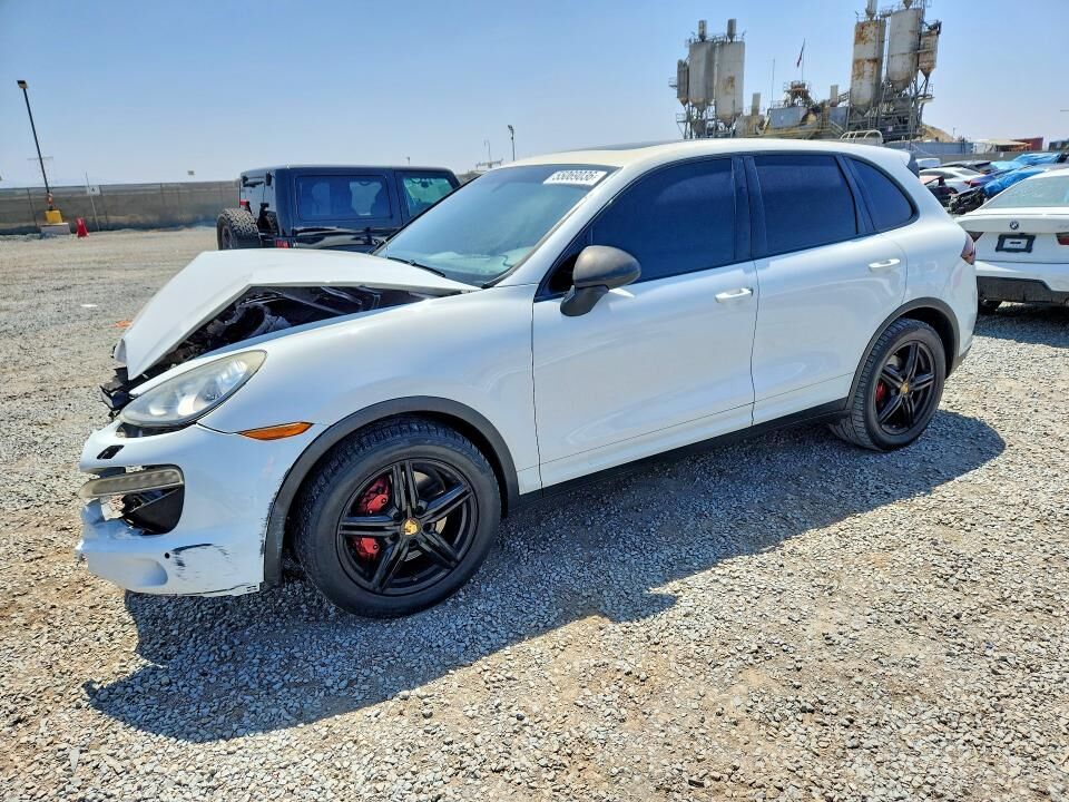2014 PORSCHE Cayenne