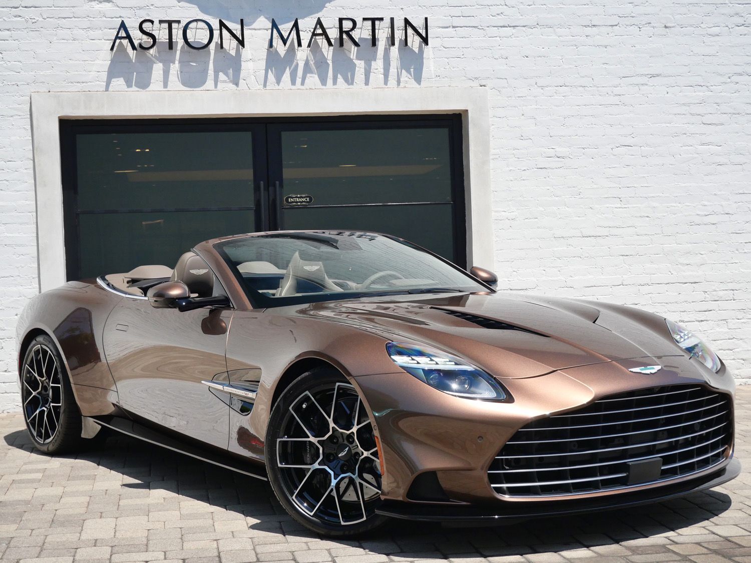 2026 ASTON MARTIN Vanquish