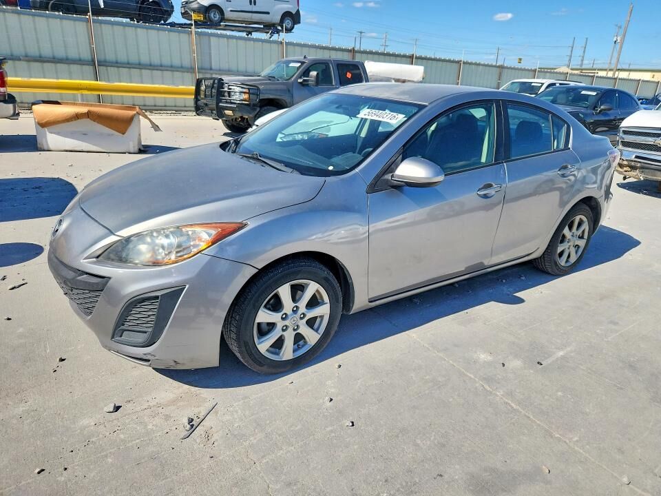 2011 MAZDA Mazda3
