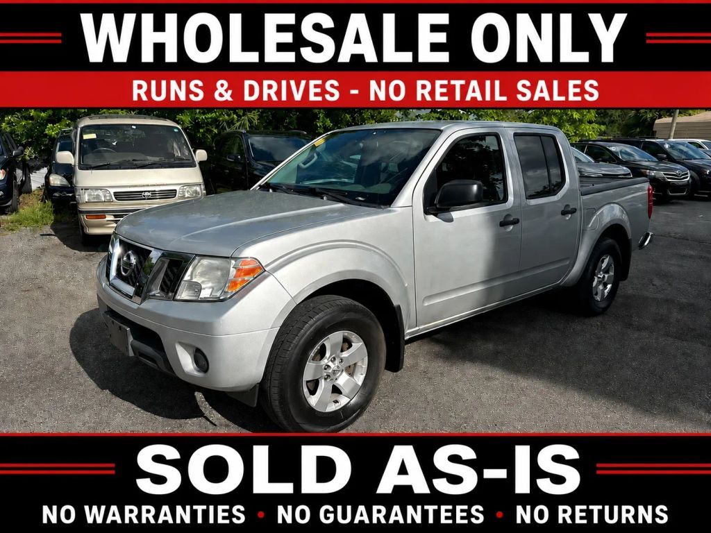 2012 NISSAN Frontier