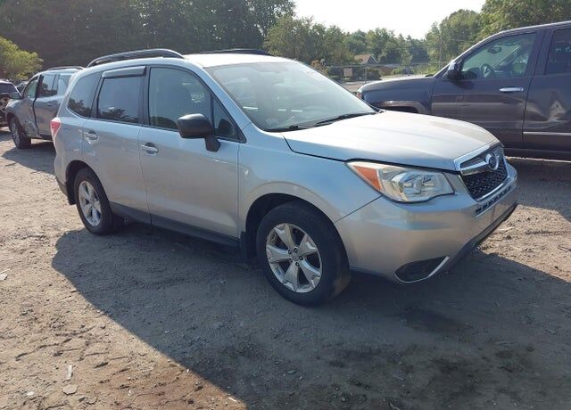 2015 SUBARU Forester