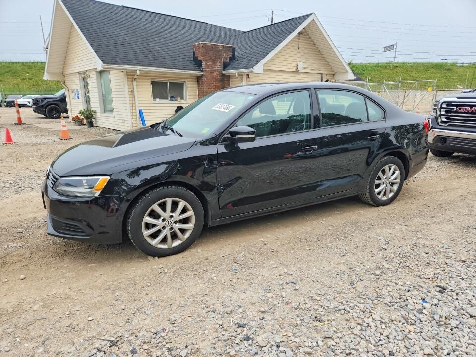 2011 VOLKSWAGEN Jetta