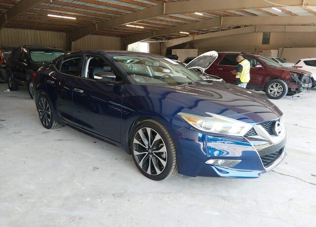 2016 NISSAN Maxima