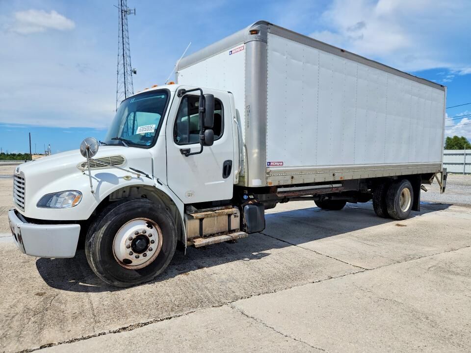 2014 FREIGHTLINER M2