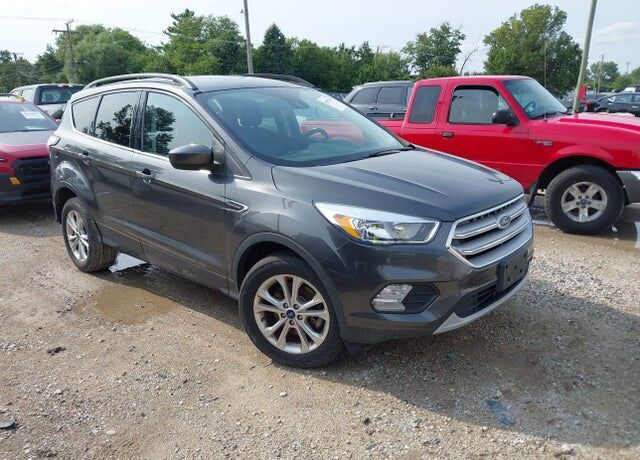 2018 FORD Escape