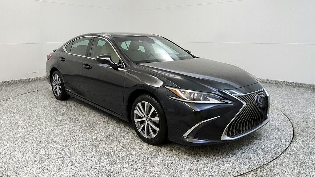 2020 LEXUS ES
