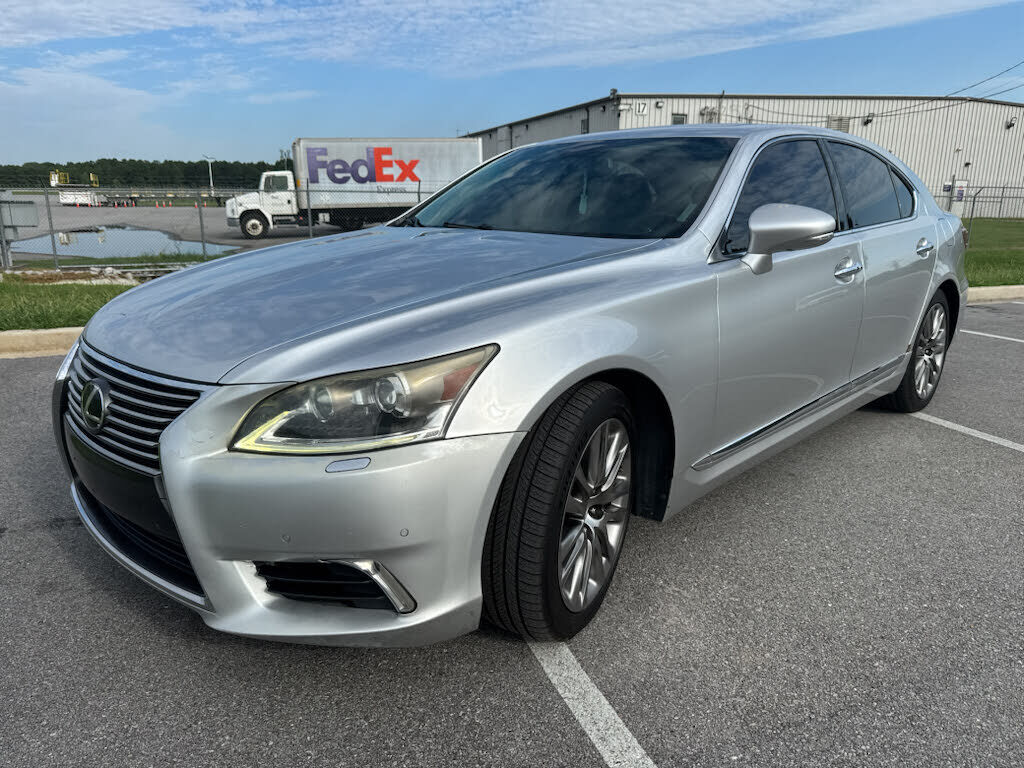 2013 LEXUS LS