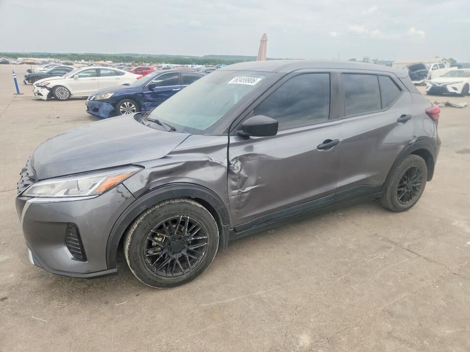 2021 NISSAN Kicks