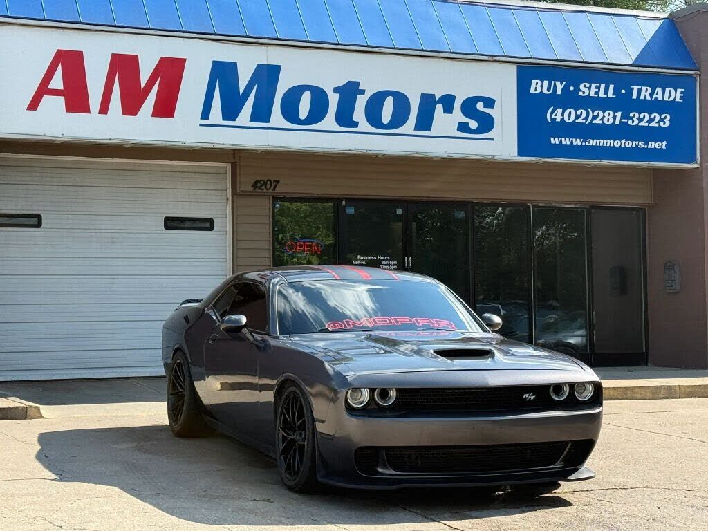 2017 DODGE Challenger