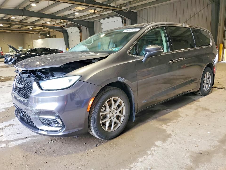 2023 CHRYSLER Pacifica