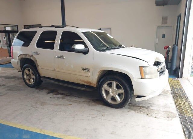 2011 CHEVROLET Tahoe