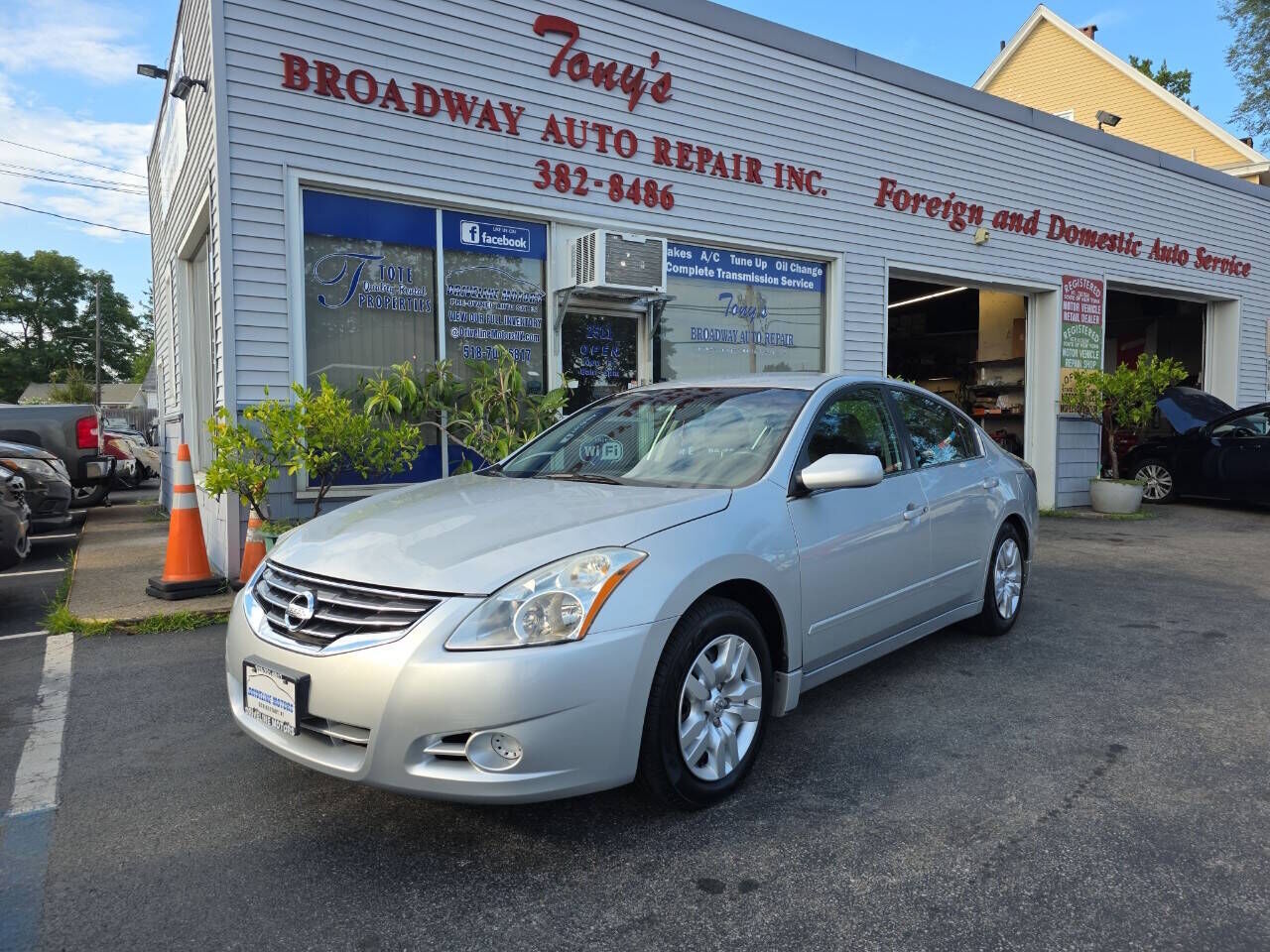 2012 NISSAN Altima