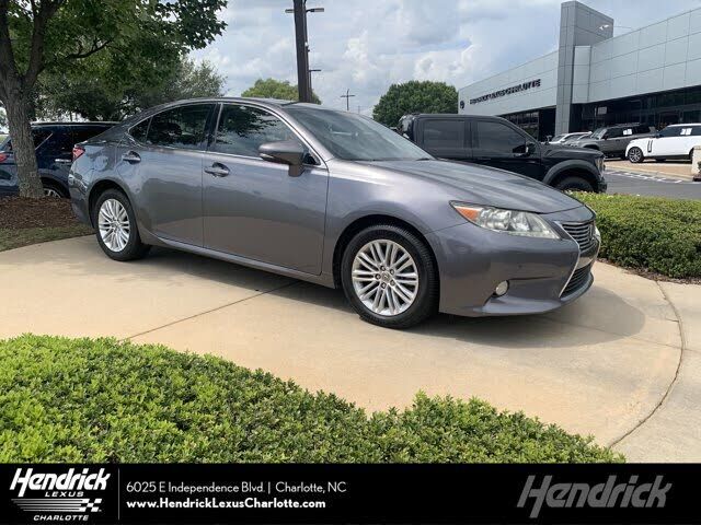 2013 LEXUS ES