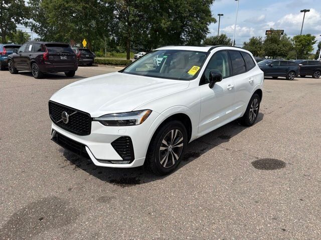 2024 VOLVO XC60