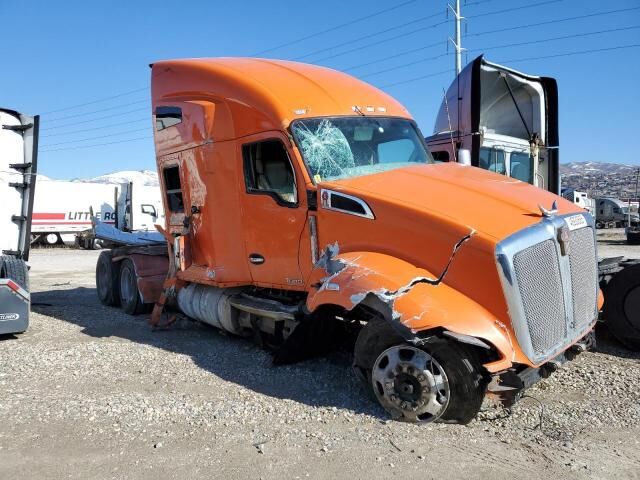 2021 KENWORTH T680