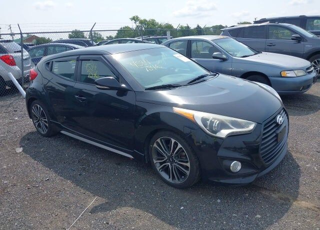 2016 HYUNDAI Veloster