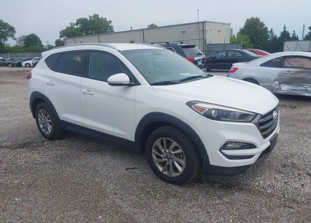 2016 HYUNDAI Tucson