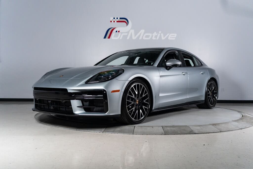 2026 PORSCHE Panamera