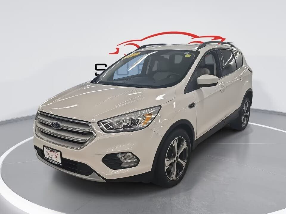 2017 FORD Escape