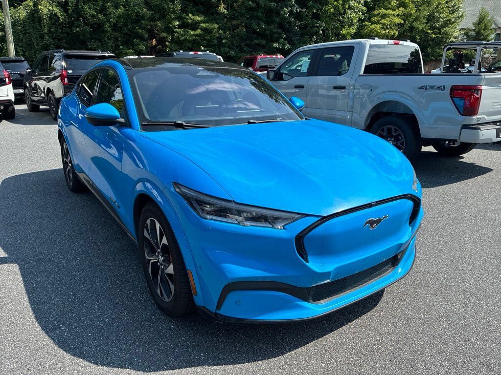 2021 FORD Mach-E