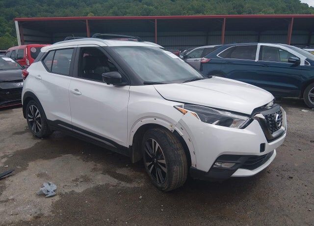 2020 NISSAN Kicks