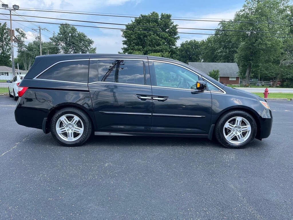 2012 HONDA Odyssey