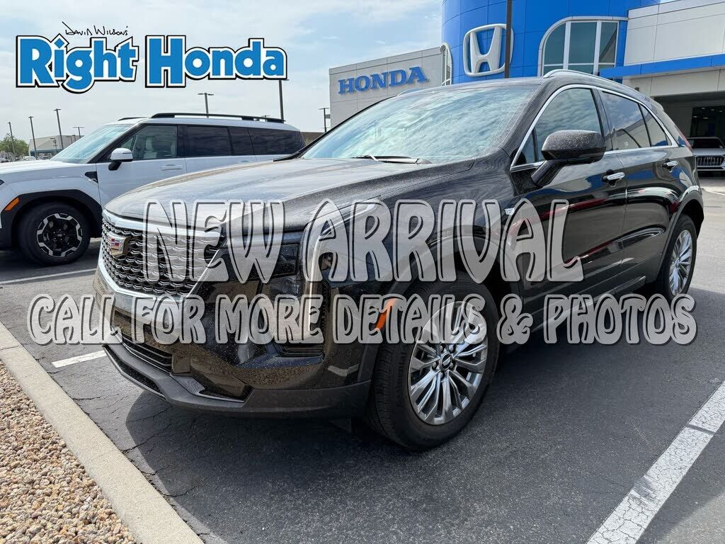 2025 CADILLAC XT4