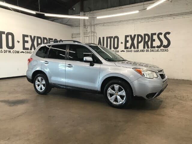 2015 SUBARU Forester