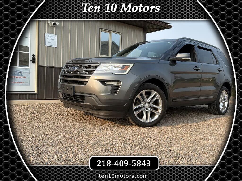 2018 FORD Explorer