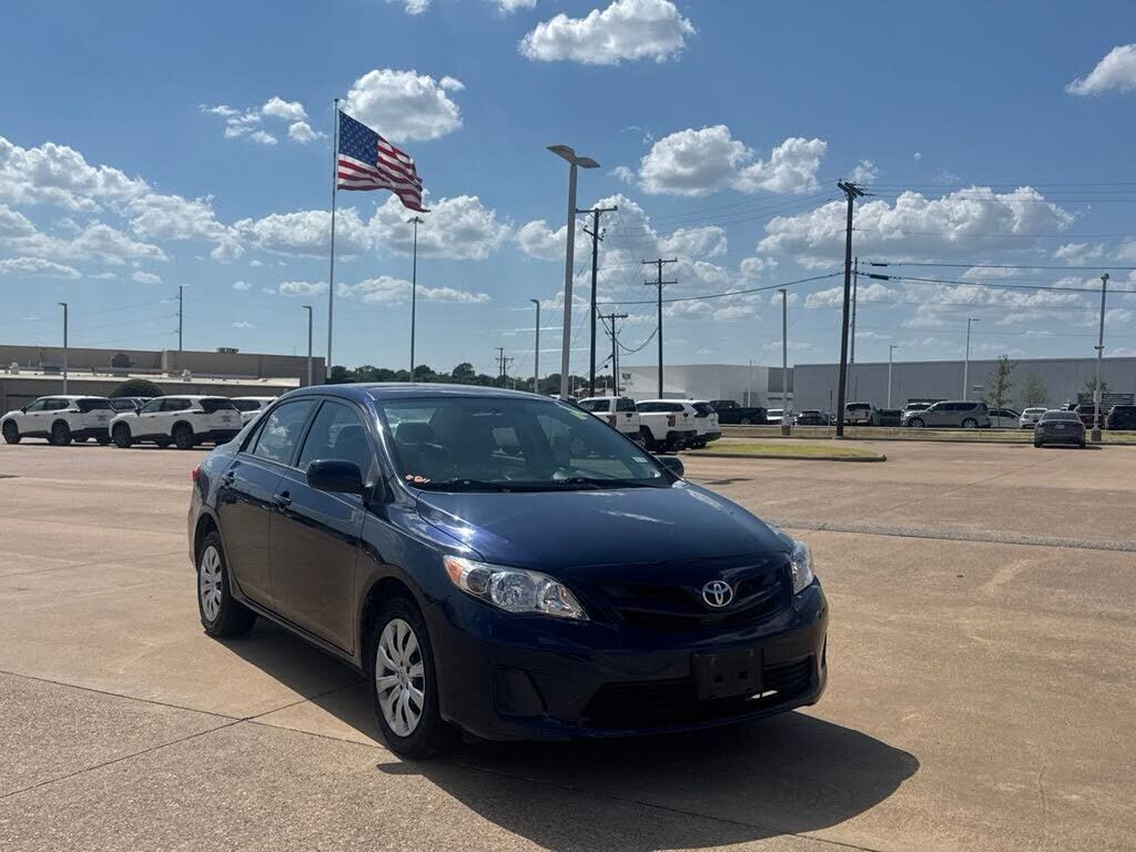 2011 TOYOTA Corolla