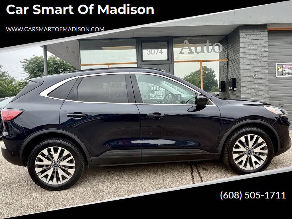 2021 FORD Escape