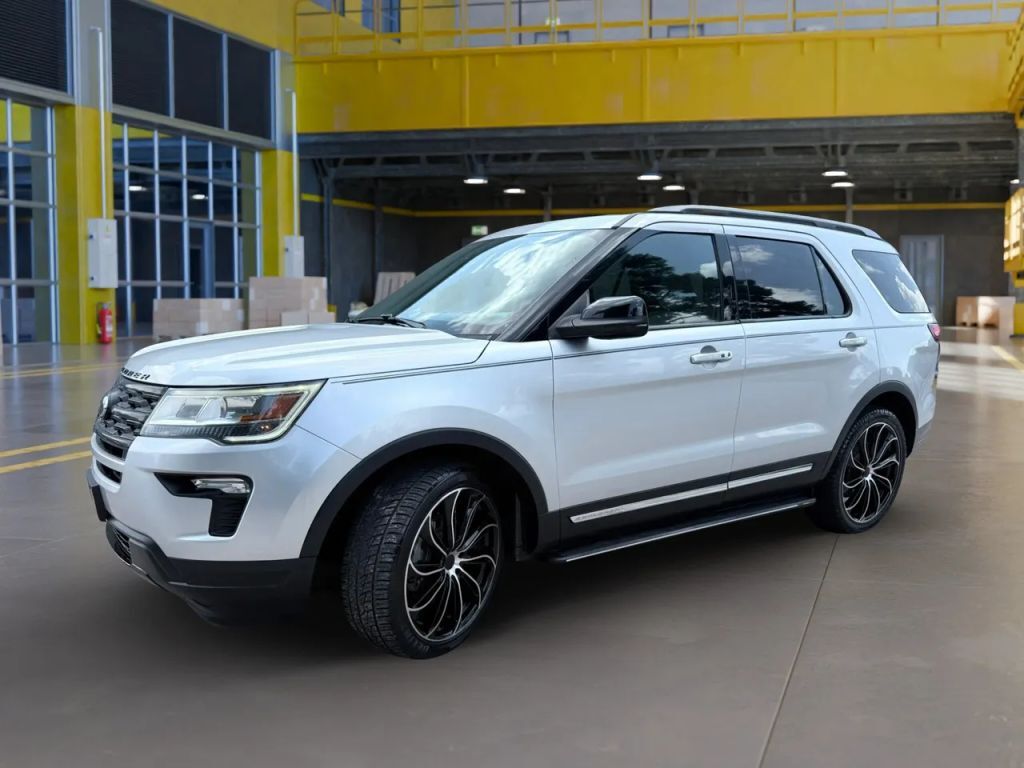 2019 FORD Explorer