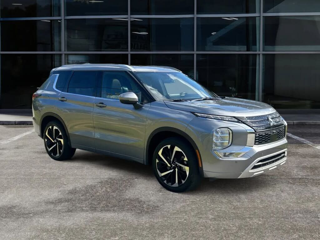 2022 MITSUBISHI Outlander