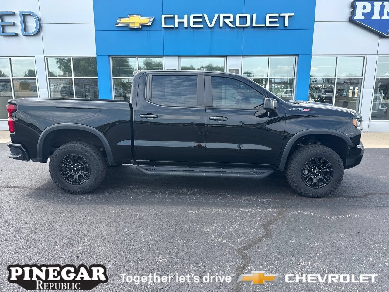 2024 CHEVROLET Silverado