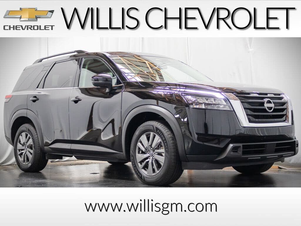 2024 NISSAN Pathfinder