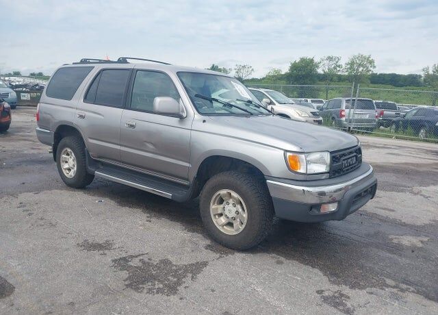 2002 TOYOTA 4-Runner