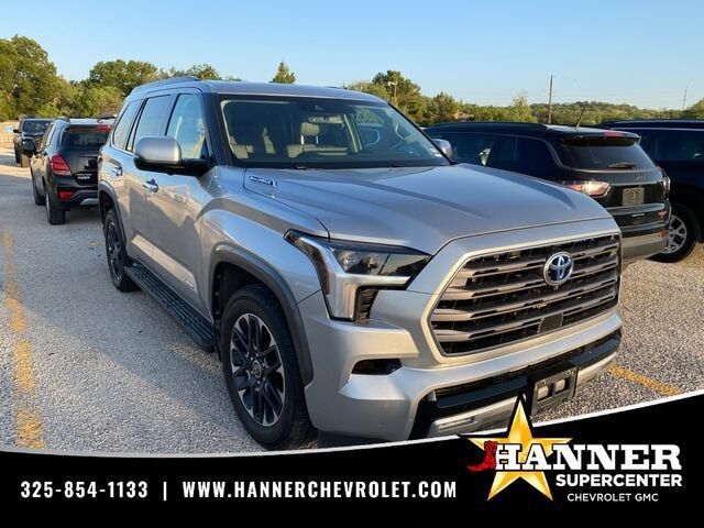 2023 TOYOTA Sequoia
