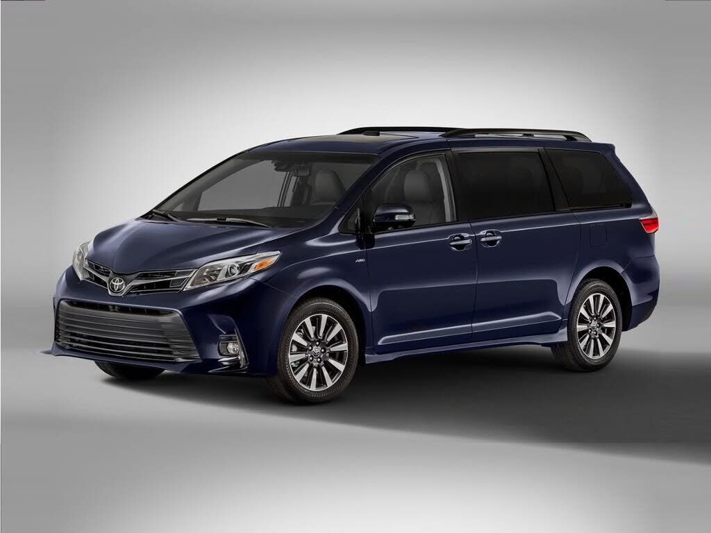 2019 TOYOTA Sienna