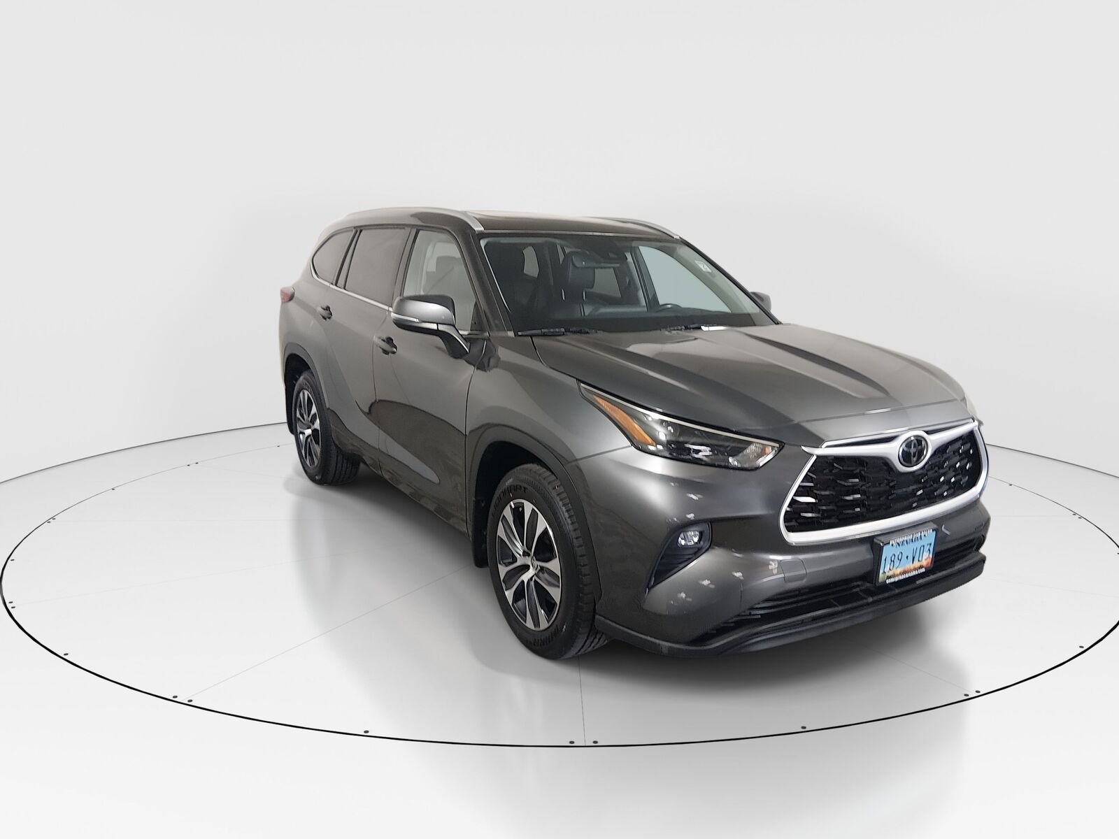 2022 TOYOTA Highlander
