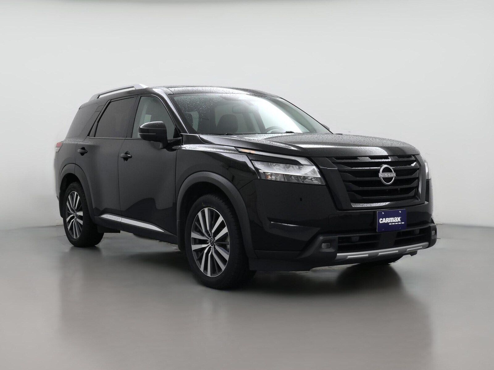 2022 NISSAN Pathfinder