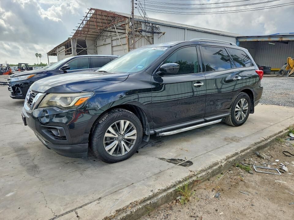 2020 NISSAN Pathfinder