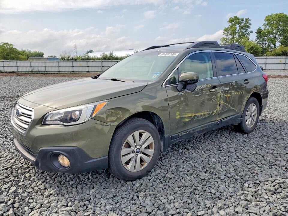 2015 SUBARU Outback